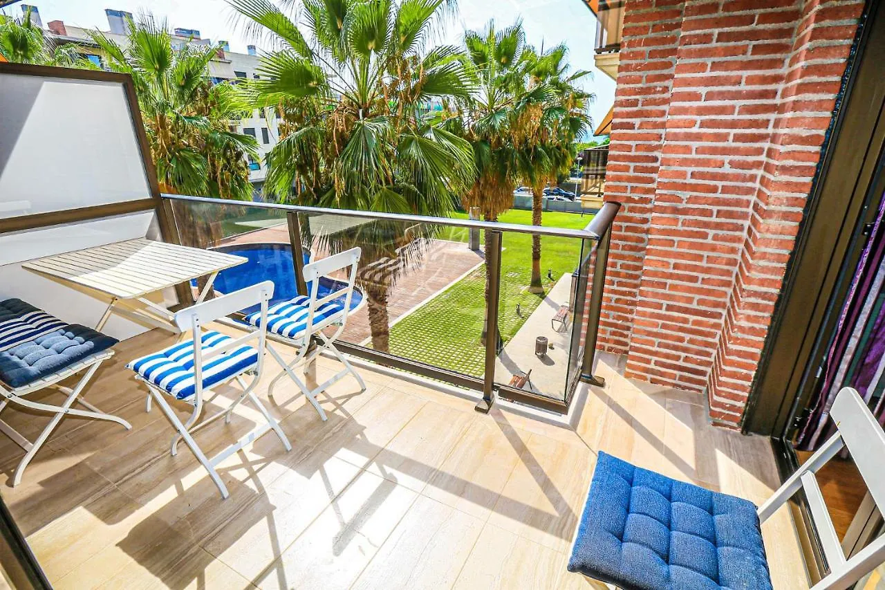 Esquirol Litoral - Only Families Apartment Cambrils